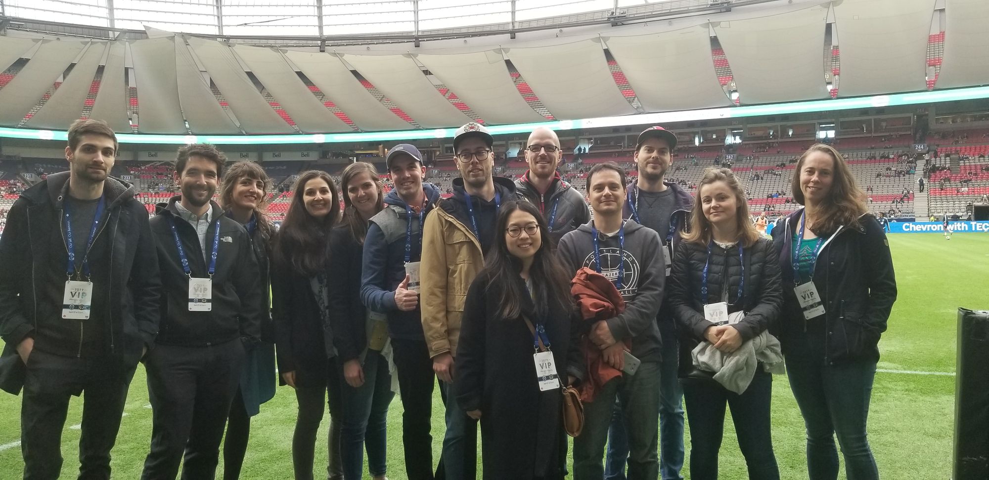 Des membres de French Alumni réunis au BC Place, avril 2019